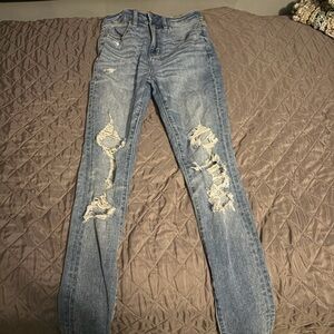 American Eagle Outfitters Light Blue Distressed Skinny Jeans